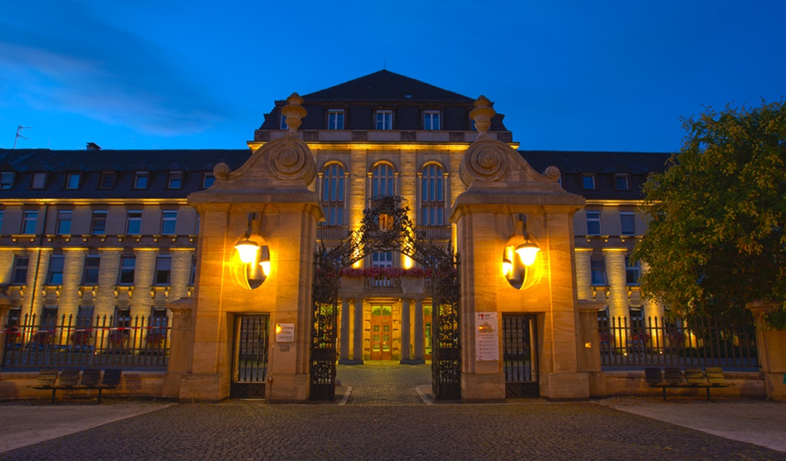Pariser Tor des Universitätsklinikums Mannheim